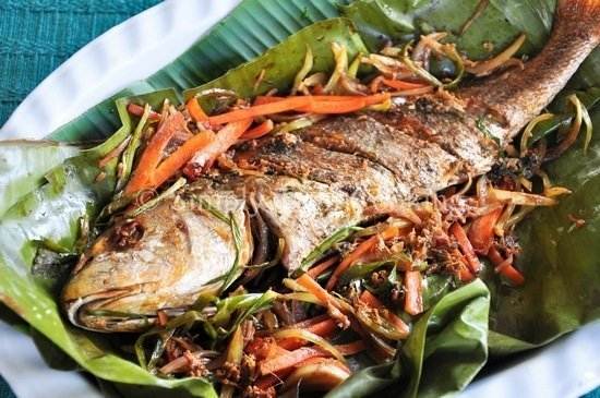 whole steamed fish